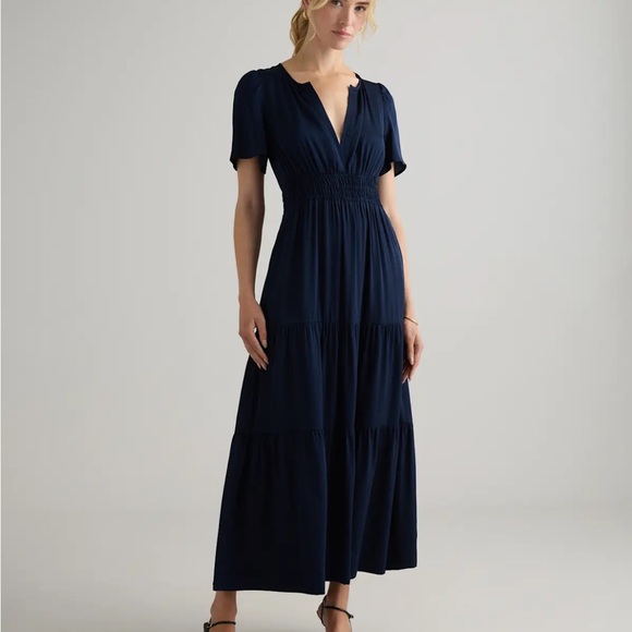 Quince Washable Stretch Silk Tiered Maxi
Dress Navy - Picture 1 of 11